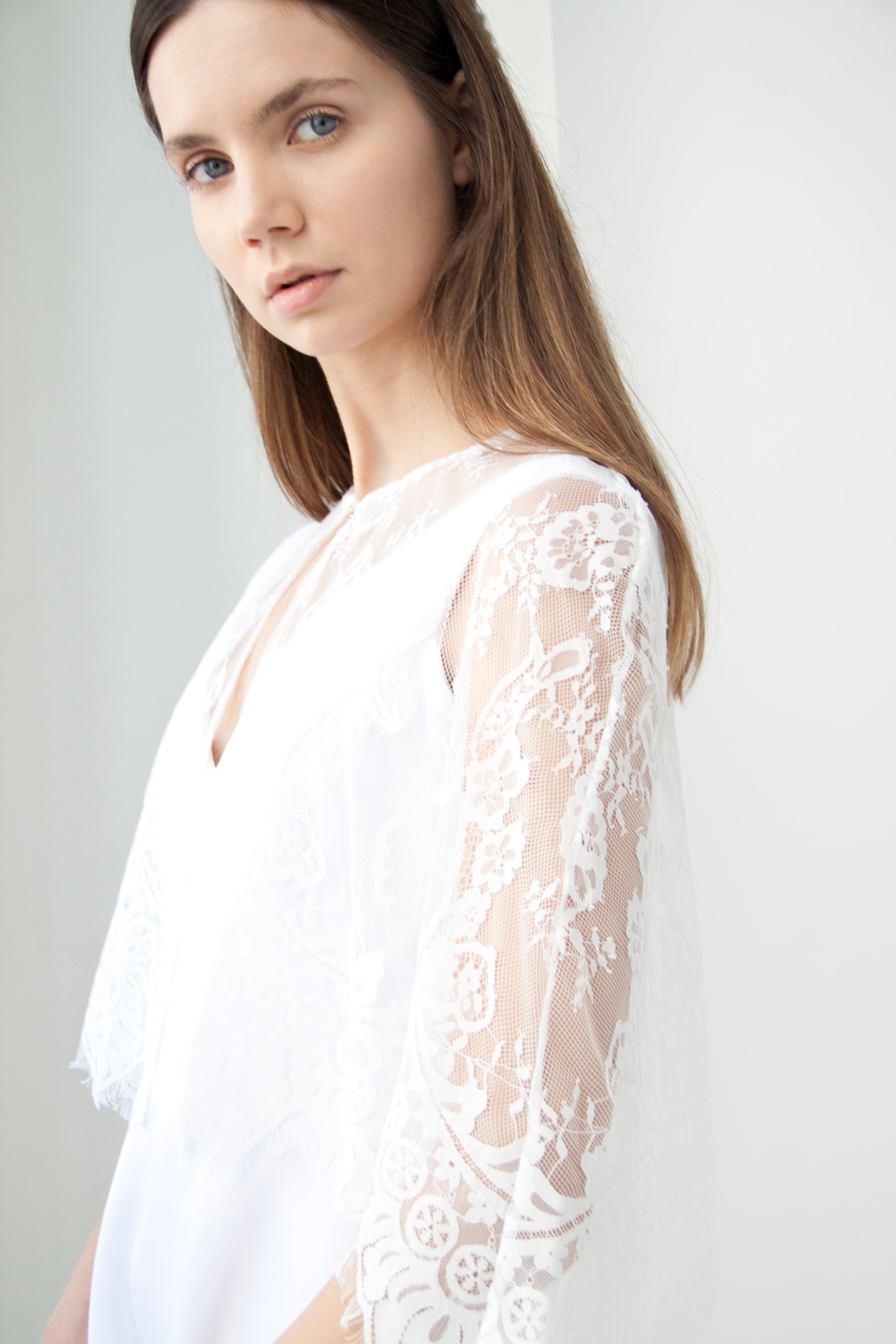 Lace Capelet